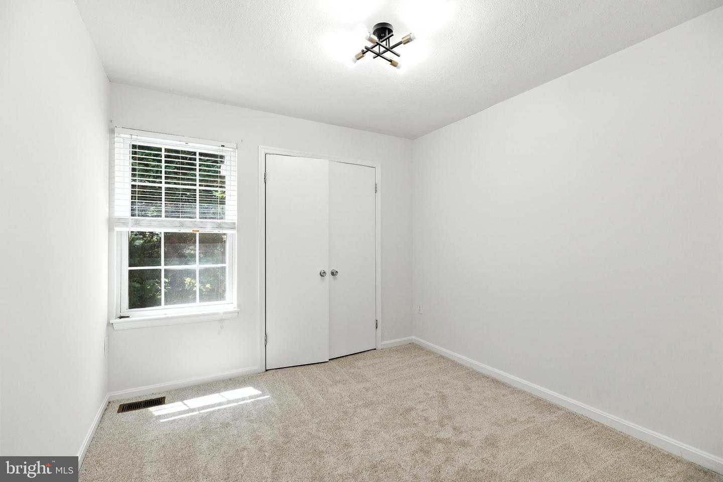 5842 WYE OAK COMMONS CT #21, BURKE, Virginia 22015, 3 Bedrooms Bedrooms, ,2 BathroomsBathrooms,Residential,For sale,5842 WYE OAK COMMONS CT #21,VAFX2260582 MLS # VAFX2260582