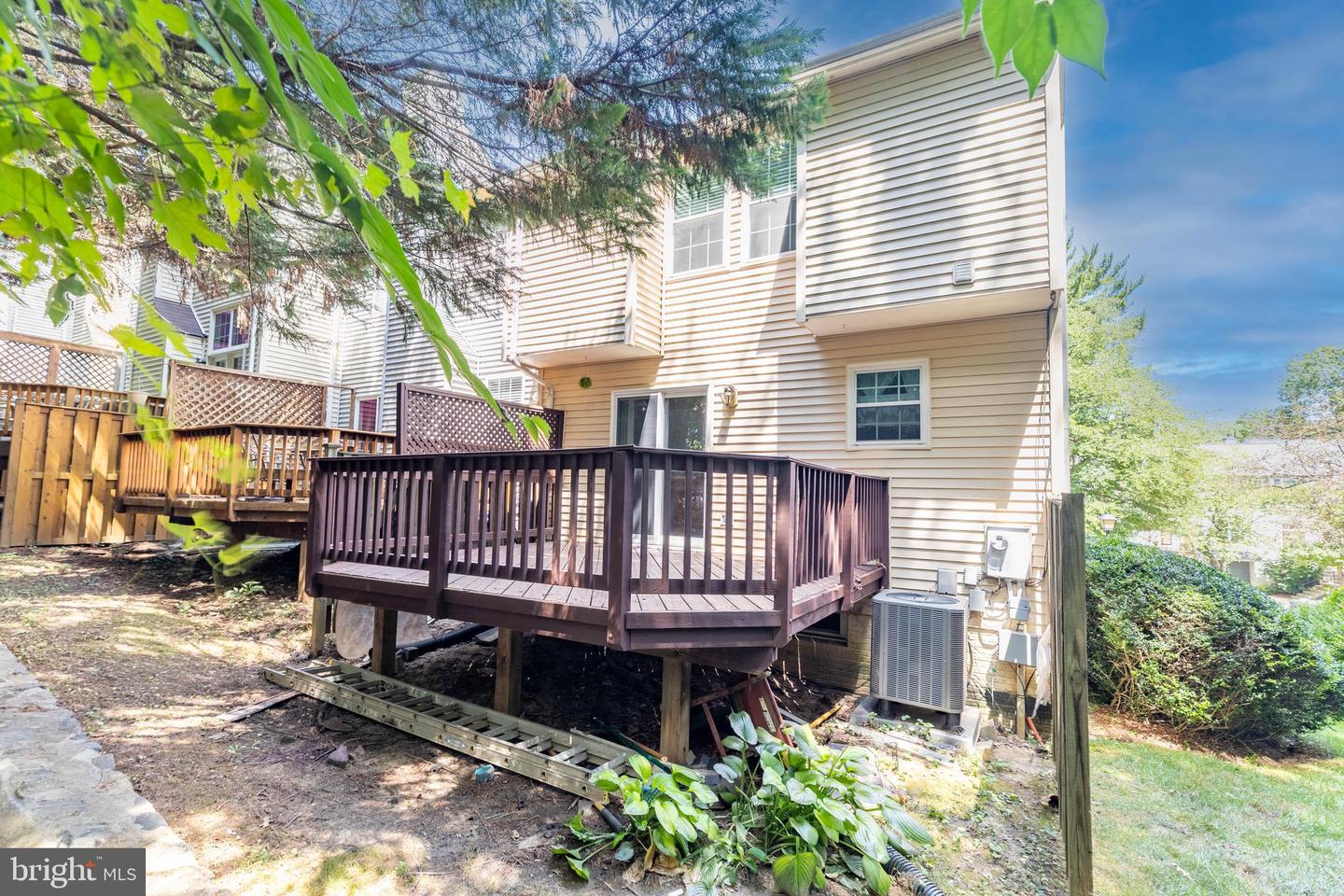 5842 WYE OAK COMMONS CT #21, BURKE, Virginia 22015, 3 Bedrooms Bedrooms, ,2 BathroomsBathrooms,Residential,For sale,5842 WYE OAK COMMONS CT #21,VAFX2260582 MLS # VAFX2260582