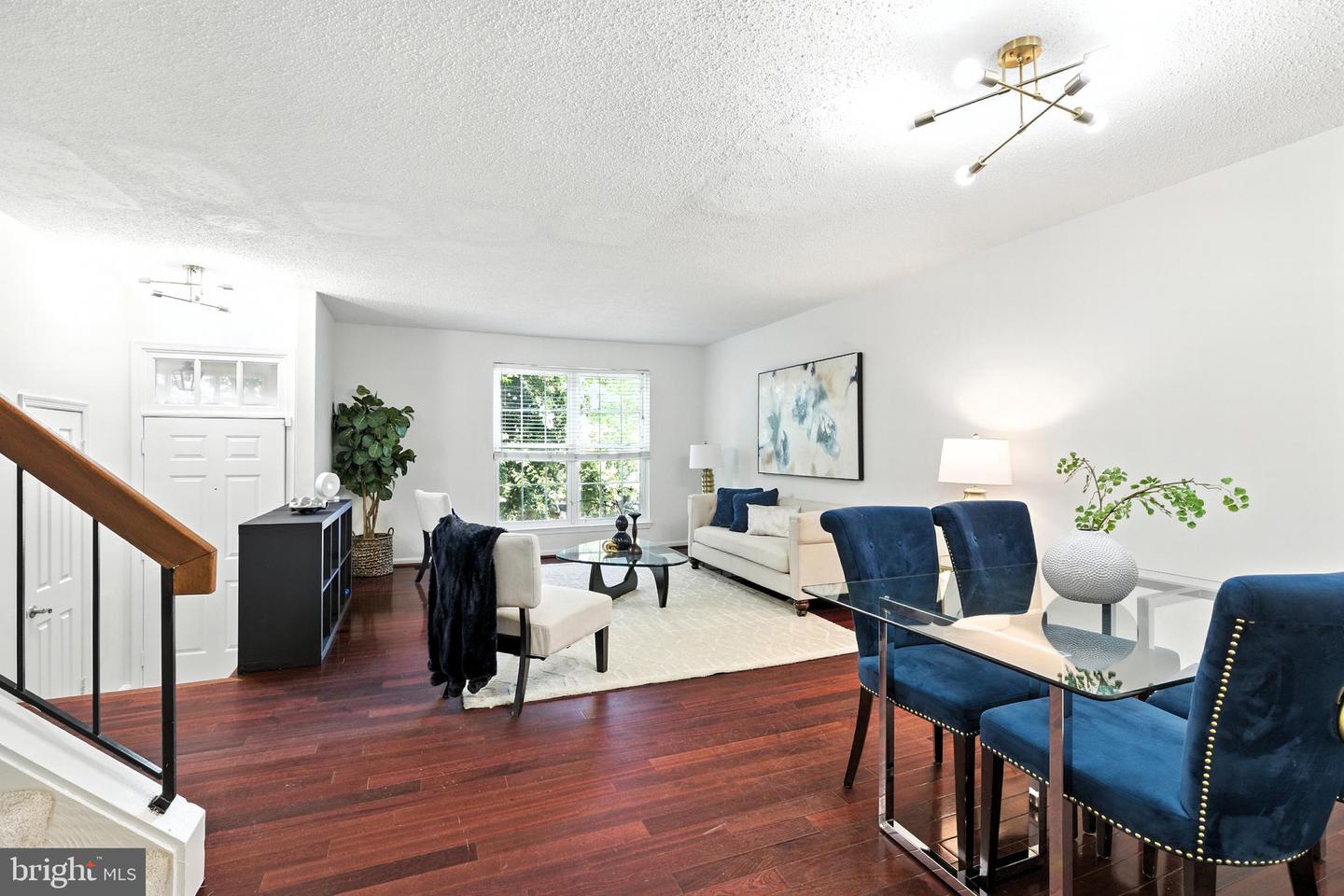 5842 WYE OAK COMMONS CT #21, BURKE, Virginia 22015, 3 Bedrooms Bedrooms, ,2 BathroomsBathrooms,Residential,For sale,5842 WYE OAK COMMONS CT #21,VAFX2260582 MLS # VAFX2260582