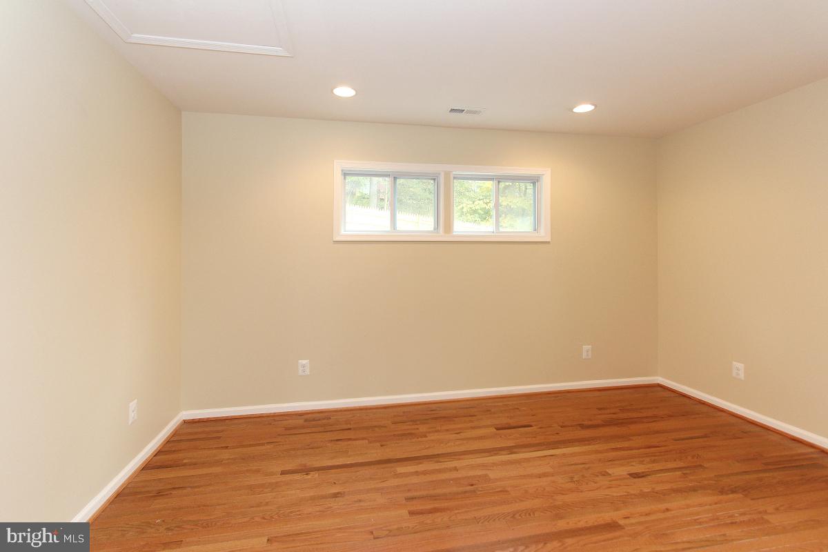 ALEXANDRIA, Virginia 22304, 4 Bedrooms Bedrooms, ,2 BathroomsBathrooms,Residential,For sale,VAAX2048456 MLS # VAAX2048456