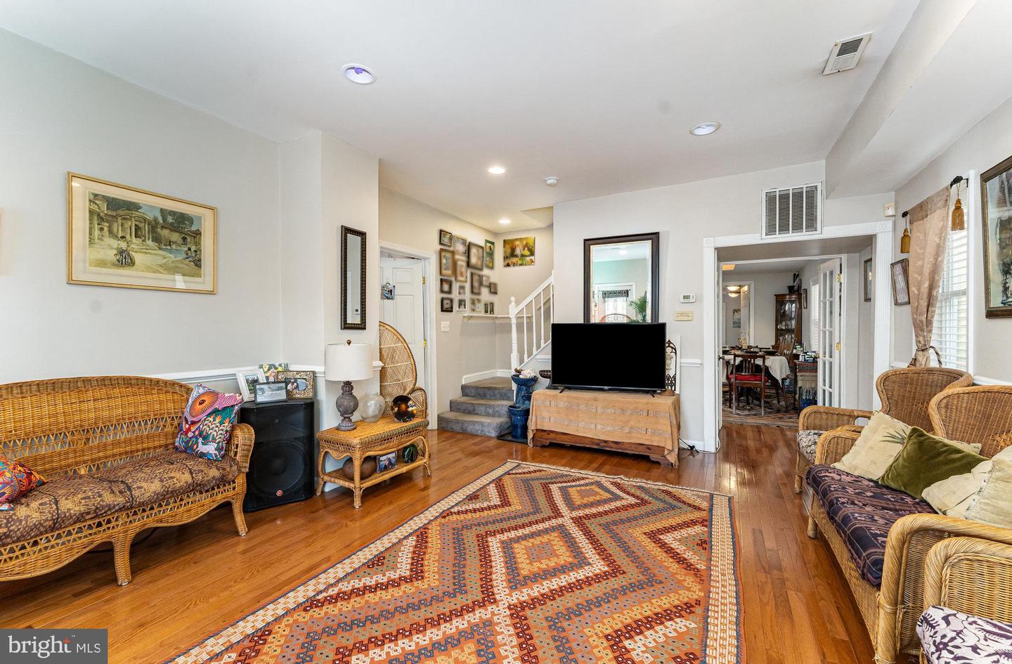 700 LAFAYETTE BLVD, FREDERICKSBURG, Virginia 22401, 4 Bedrooms Bedrooms, ,3 BathroomsBathrooms,Residential,For sale,700 LAFAYETTE BLVD,VAFB2008750 MLS # VAFB2008750