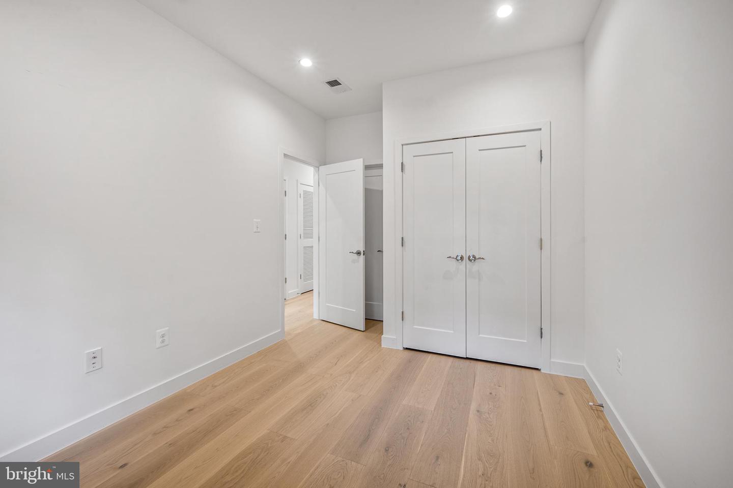 5508 CLAY PL NE, WASHINGTON, District Of Columbia 20019, 5 Bedrooms Bedrooms, ,3 BathroomsBathrooms,Residential,For sale,5508 CLAY PL NE,DCDC2214708 MLS # DCDC2214708