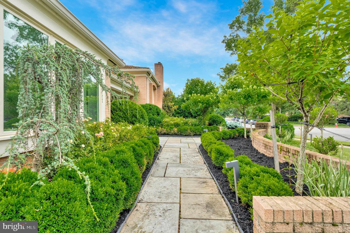 6280 DUNAWAY CT, MCLEAN, Virginia 22101, 5 Bedrooms Bedrooms, ,4 BathroomsBathrooms,Residential,For sale,6280 DUNAWAY CT,VAFX2260666 MLS # VAFX2260666