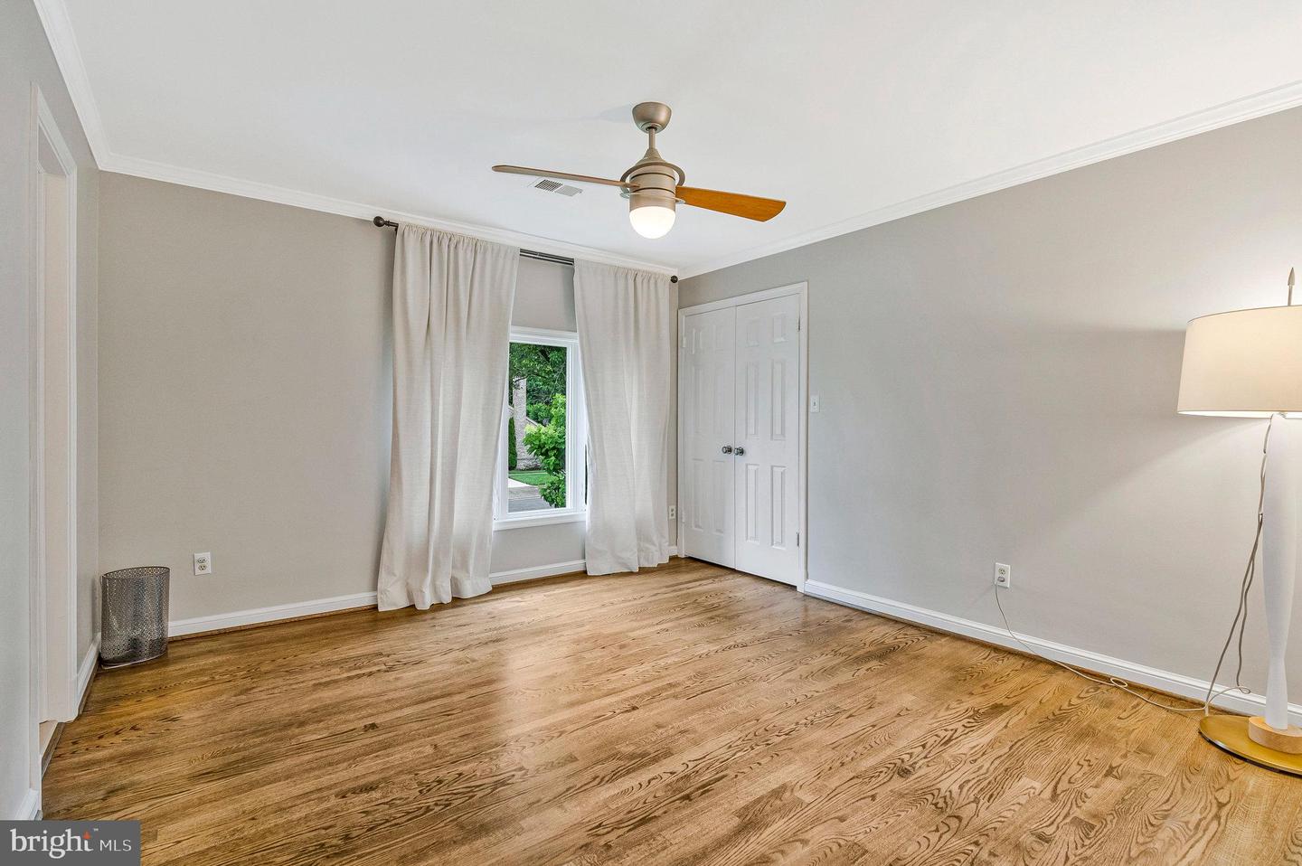 6280 DUNAWAY CT, MCLEAN, Virginia 22101, 5 Bedrooms Bedrooms, ,4 BathroomsBathrooms,Residential,For sale,6280 DUNAWAY CT,VAFX2260666 MLS # VAFX2260666