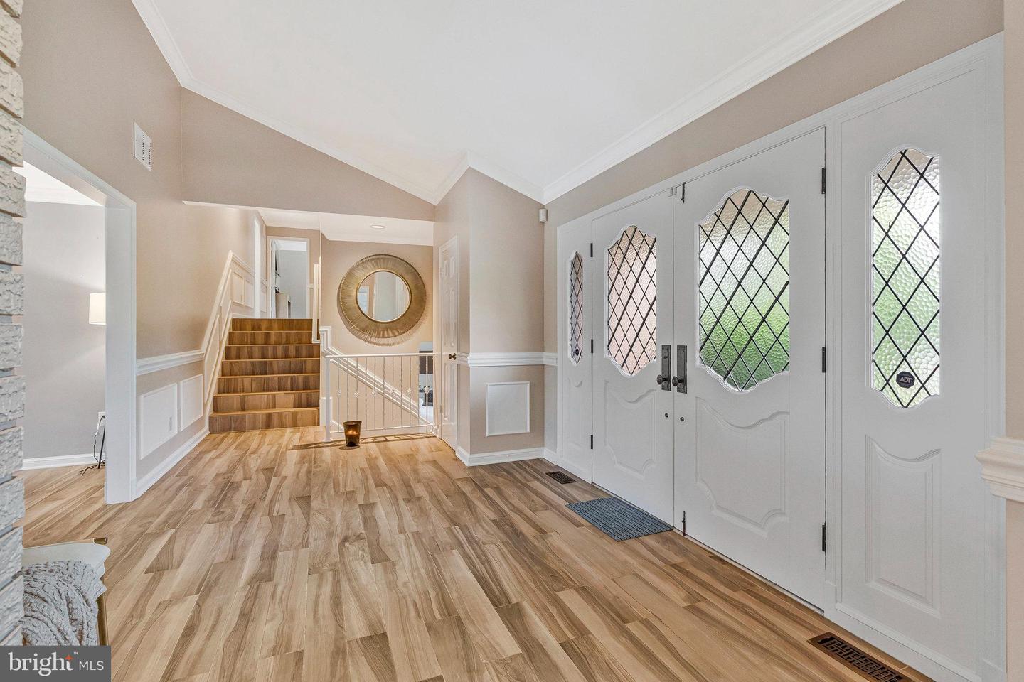 6280 DUNAWAY CT, MCLEAN, Virginia 22101, 5 Bedrooms Bedrooms, ,4 BathroomsBathrooms,Residential,For sale,6280 DUNAWAY CT,VAFX2260666 MLS # VAFX2260666