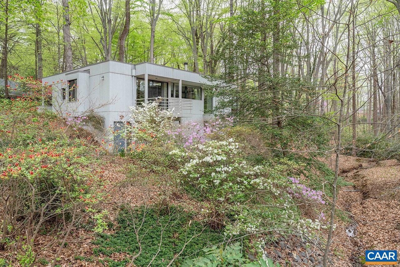 1502 HOLLY RD, CHARLOTTESVILLE, Virginia 22901, 3 Bedrooms Bedrooms, ,2 BathroomsBathrooms,Residential,For sale,1502 HOLLY RD,667723 MLS # 667723
