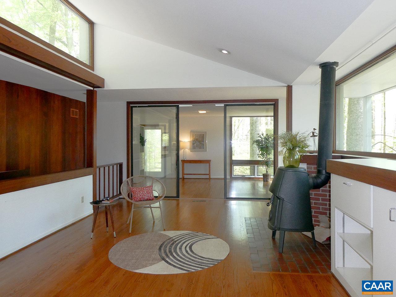 1502 HOLLY RD, CHARLOTTESVILLE, Virginia 22901, 3 Bedrooms Bedrooms, ,2 BathroomsBathrooms,Residential,For sale,1502 HOLLY RD,667723 MLS # 667723