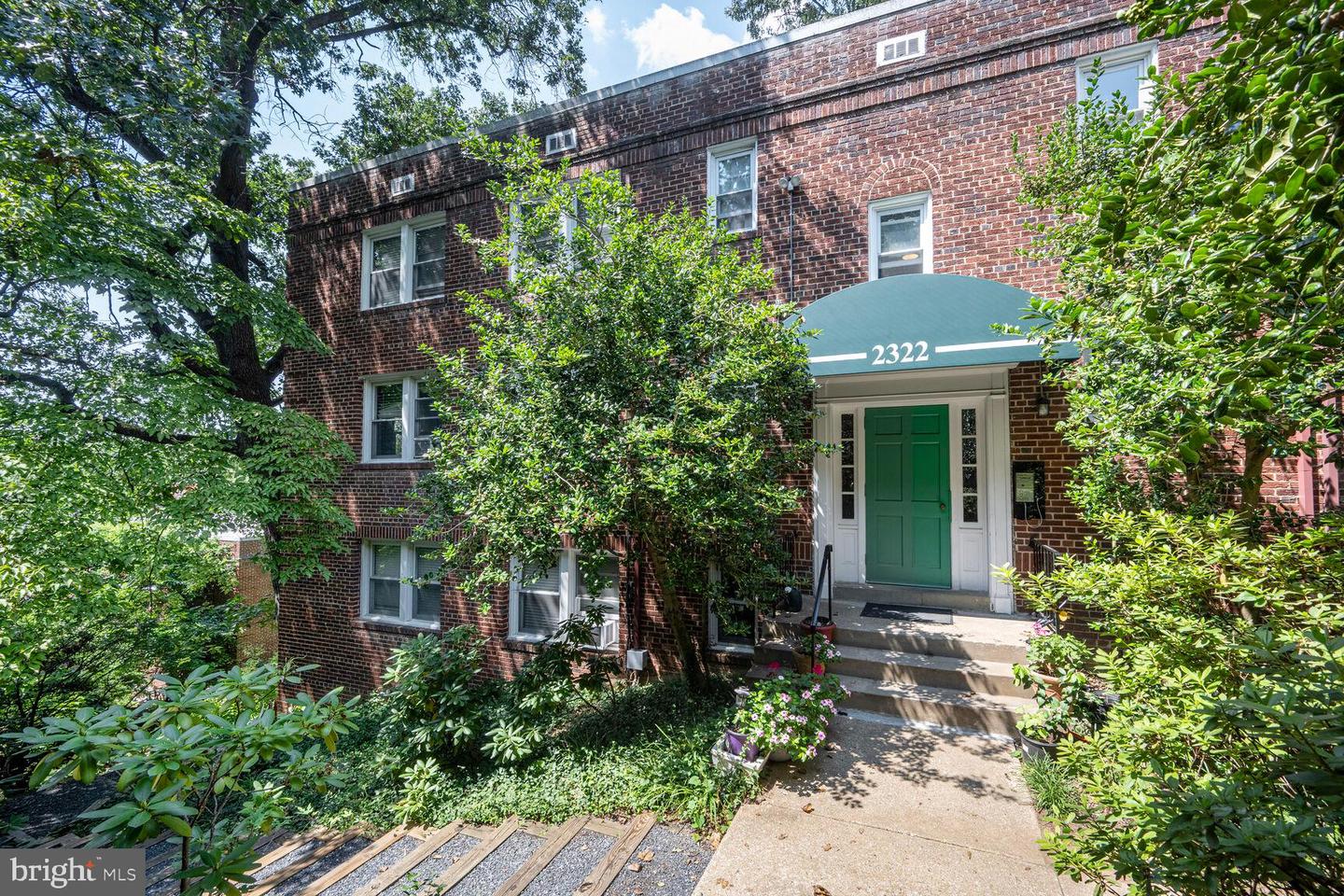 2322 40TH PL NW ##301, WASHINGTON, District Of Columbia 20007, 1 Bedroom Bedrooms, ,1 BathroomBathrooms,Residential,For sale,2322 40TH PL NW ##301,DCDC2214766 MLS # DCDC2214766