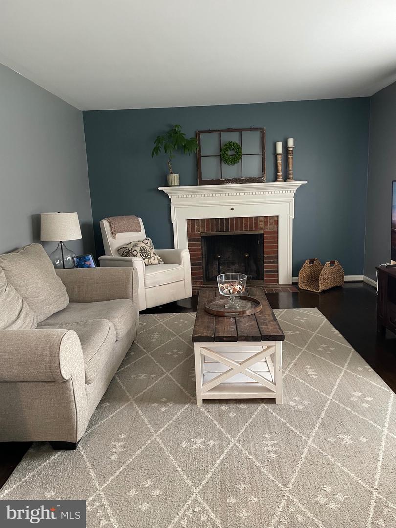 210 RIDGEMORE ST, FREDERICKSBURG, Virginia 22405, 3 Bedrooms Bedrooms, ,2 BathroomsBathrooms,Residential,For sale,210 RIDGEMORE ST,VAST2041742 MLS # VAST2041742