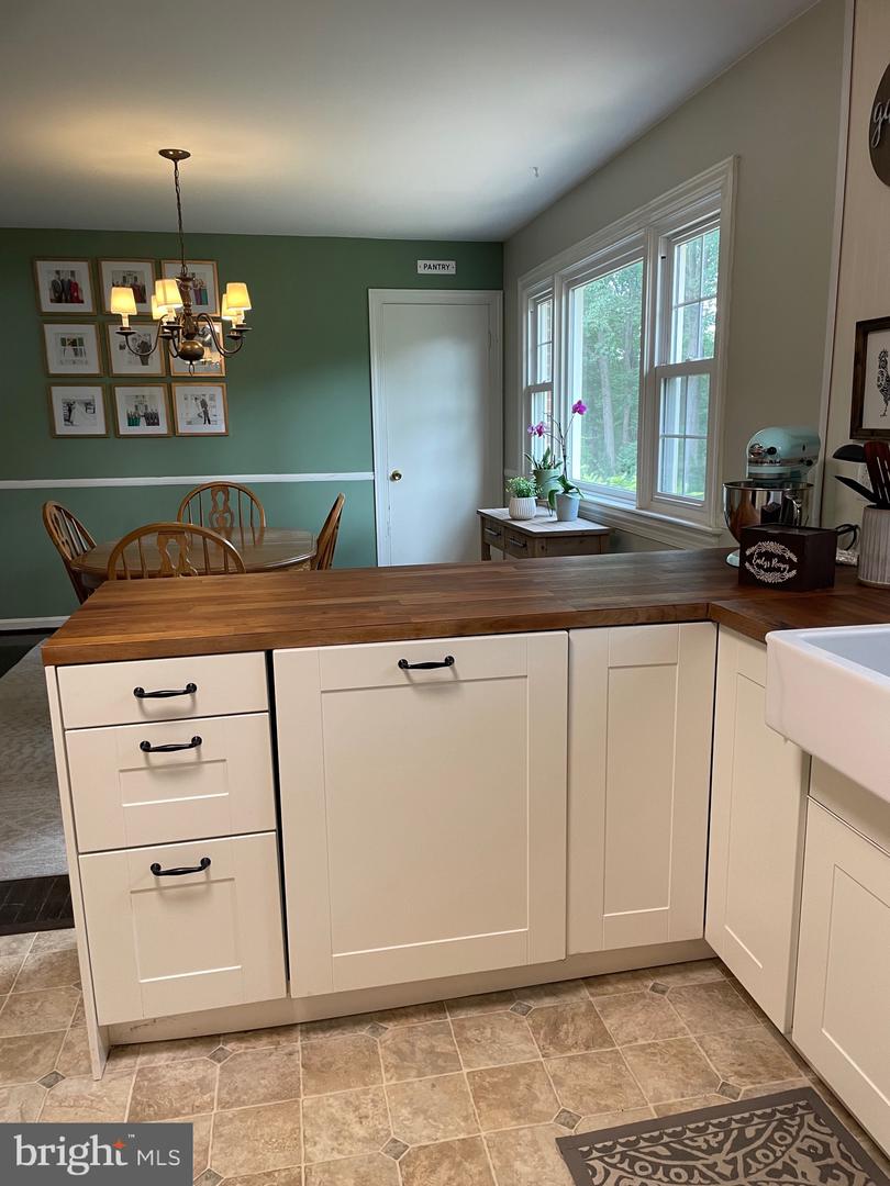 210 RIDGEMORE ST, FREDERICKSBURG, Virginia 22405, 3 Bedrooms Bedrooms, ,2 BathroomsBathrooms,Residential,For sale,210 RIDGEMORE ST,VAST2041742 MLS # VAST2041742