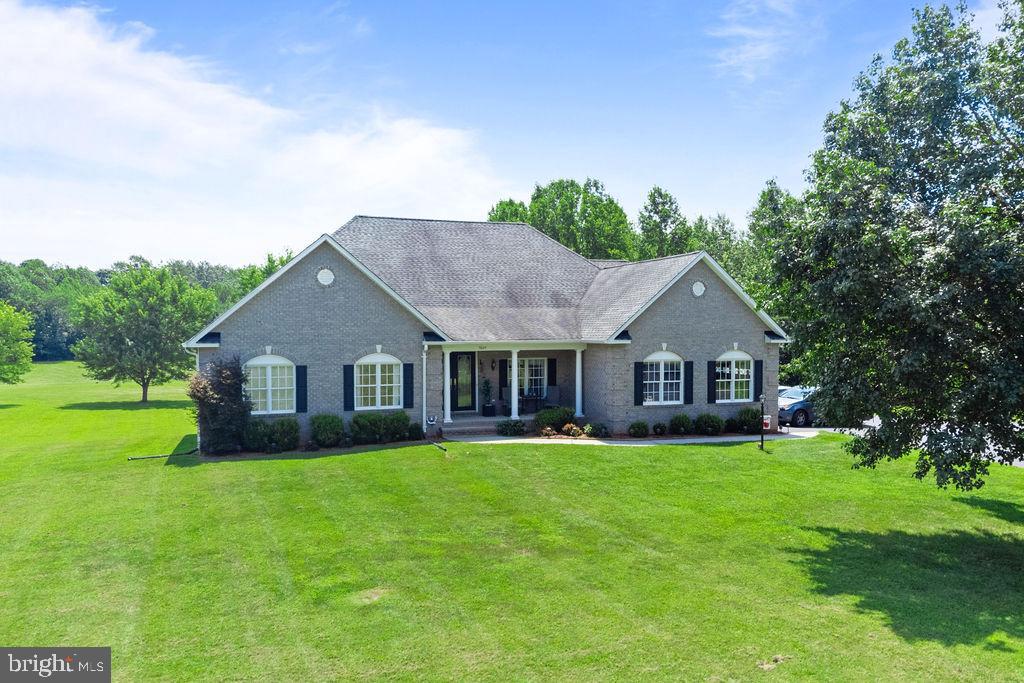 7609 BAILEYS RD, SPOTSYLVANIA, Virginia 22551, 4 Bedrooms Bedrooms, ,4 BathroomsBathrooms,Residential,For sale,7609 BAILEYS RD,VASP2035418 MLS # VASP2035418
