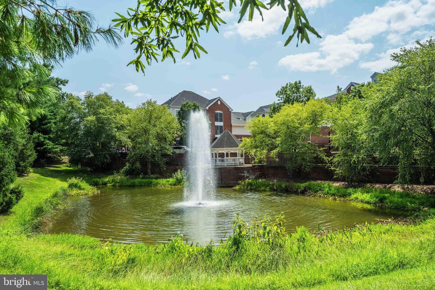 4860 EISENHOWER AVE #482, ALEXANDRIA, Virginia 22304, 1 Bedroom Bedrooms, ,1 BathroomBathrooms,Residential,For sale,4860 EISENHOWER AVE #482,VAAX2048512 MLS # VAAX2048512