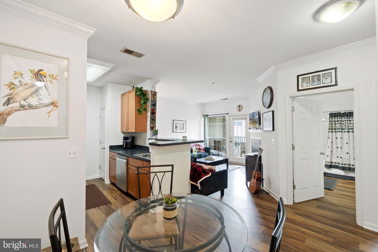 4860 EISENHOWER AVE #482, ALEXANDRIA, Virginia 22304, 1 Bedroom Bedrooms, ,1 BathroomBathrooms,Residential,For sale,4860 EISENHOWER AVE #482,VAAX2048512 MLS # VAAX2048512