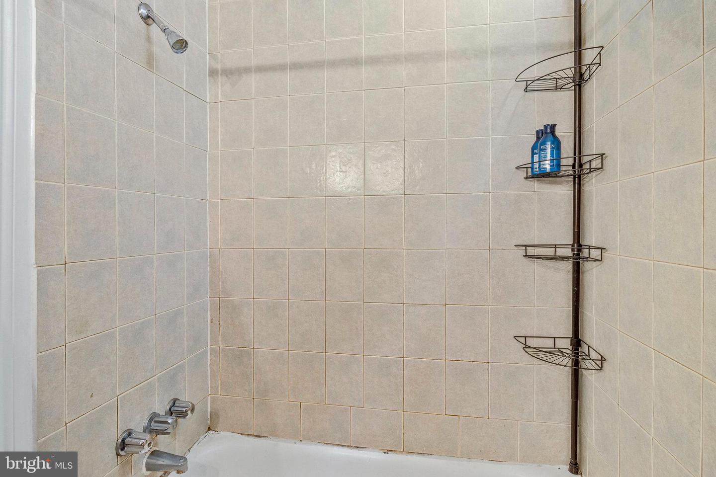 1602 ISHERWOOD ST NE #3, WASHINGTON, District Of Columbia 20002, 2 Bedrooms Bedrooms, ,1 BathroomBathrooms,Residential,For sale,1602 ISHERWOOD ST NE #3,DCDC2214840 MLS # DCDC2214840