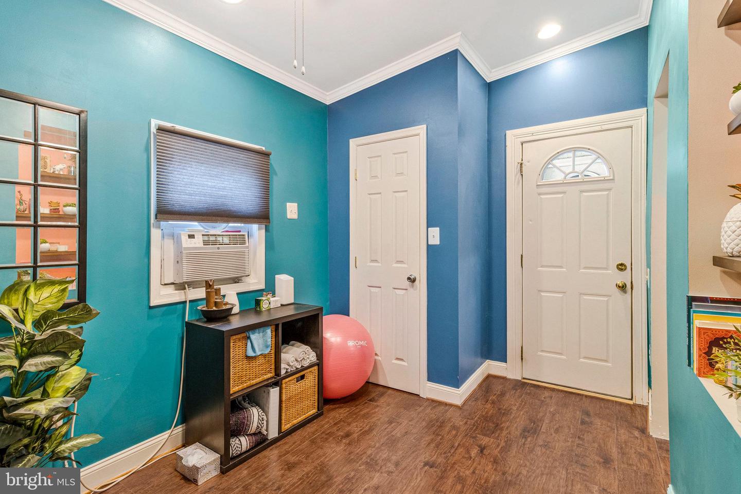1602 ISHERWOOD ST NE #3, WASHINGTON, District Of Columbia 20002, 2 Bedrooms Bedrooms, ,1 BathroomBathrooms,Residential,For sale,1602 ISHERWOOD ST NE #3,DCDC2214840 MLS # DCDC2214840