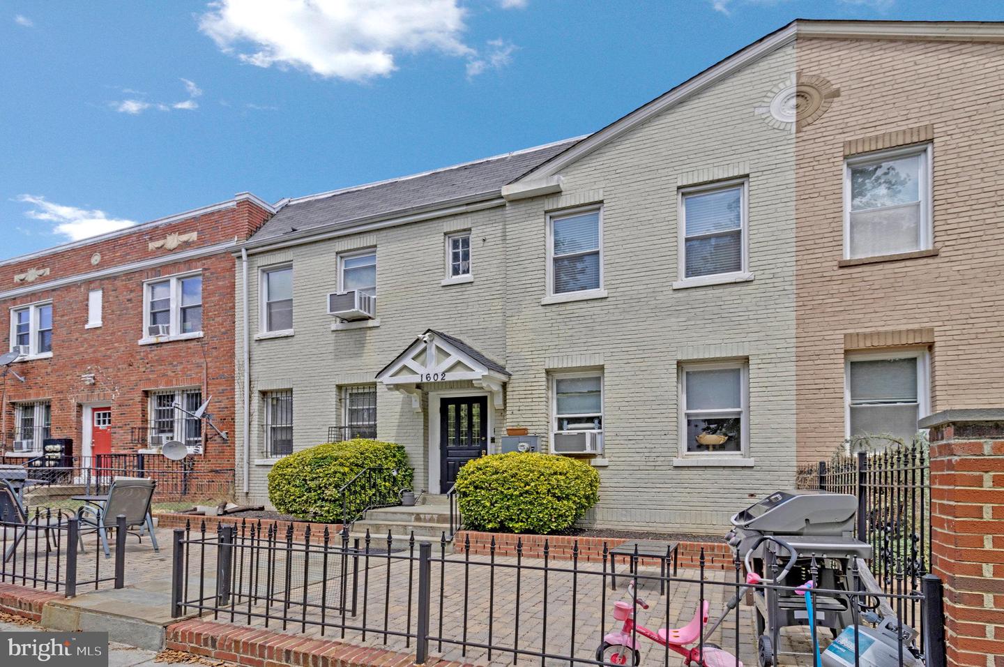 1602 ISHERWOOD ST NE #3, WASHINGTON, District Of Columbia 20002, 2 Bedrooms Bedrooms, ,1 BathroomBathrooms,Residential,For sale,1602 ISHERWOOD ST NE #3,DCDC2214840 MLS # DCDC2214840