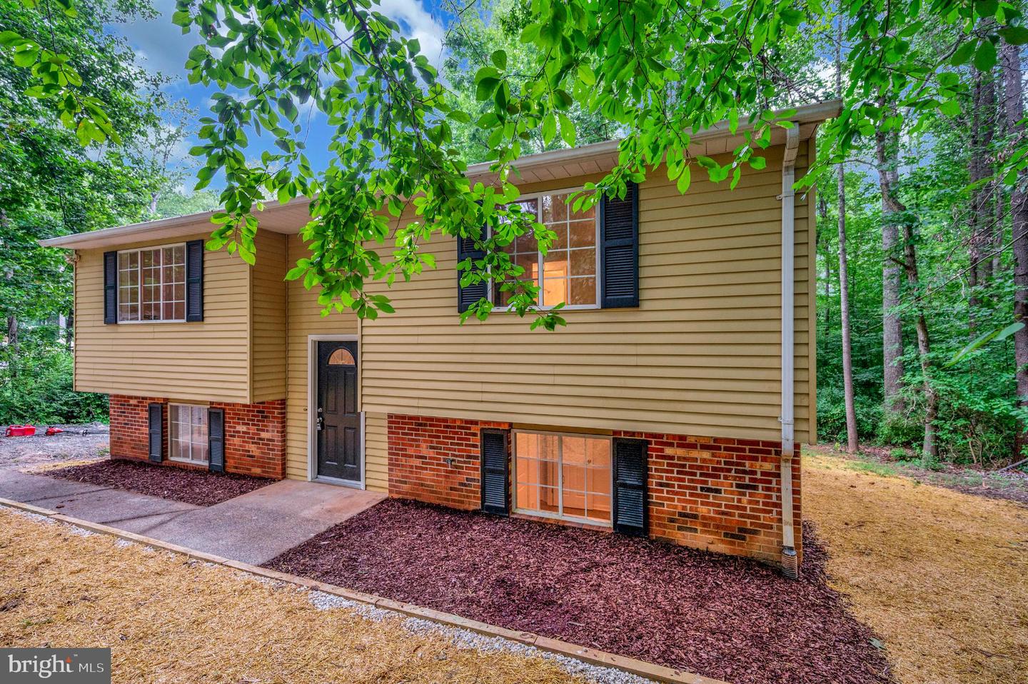 1118 PREDDY CREEK RD, BARBOURSVILLE, Virginia 22923, 3 Bedrooms Bedrooms, 9 Rooms Rooms,2 BathroomsBathrooms,Residential,For sale,1118 PREDDY CREEK RD,VAGR2000748 MLS # VAGR2000748