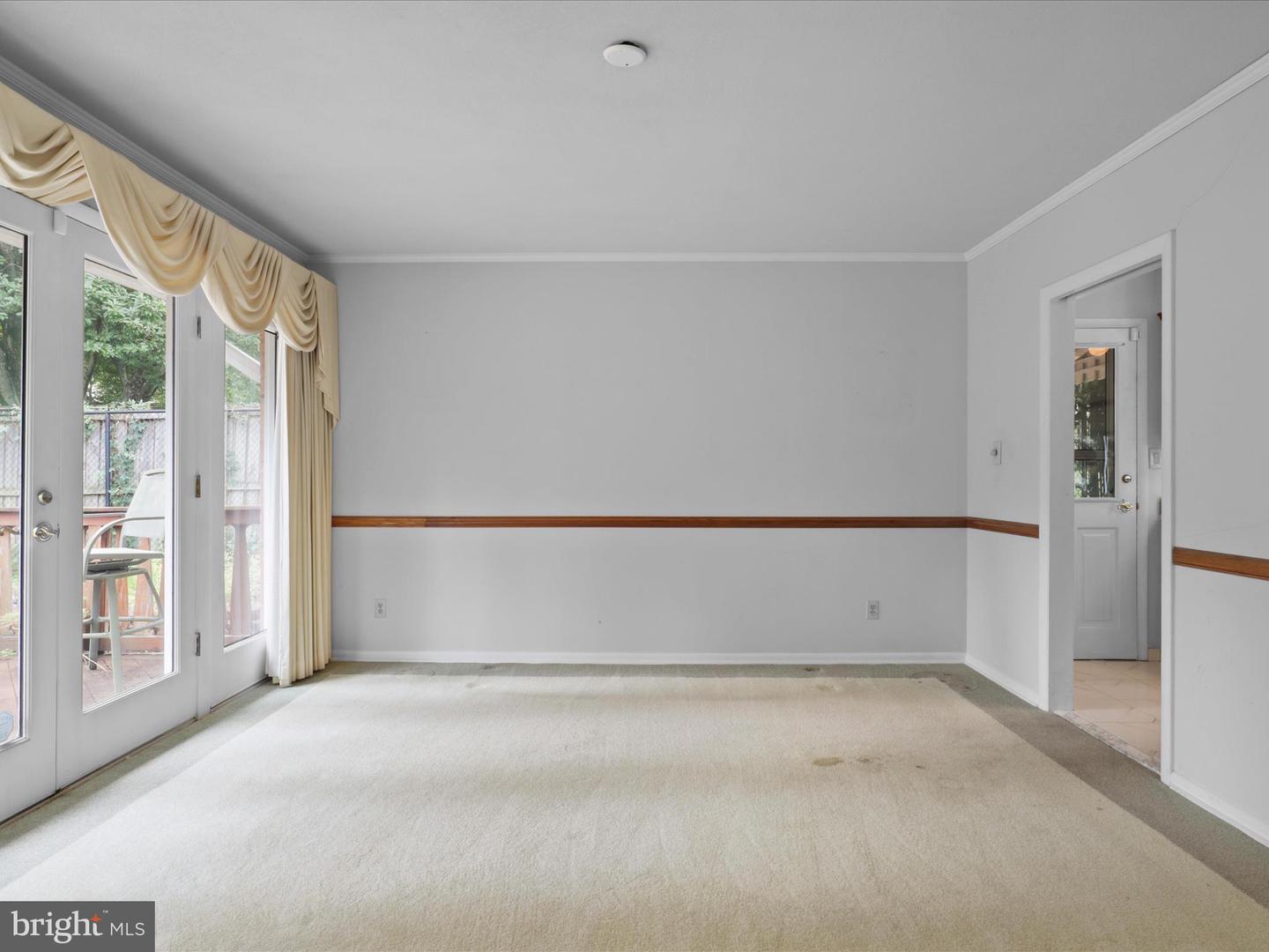 6170 HARDY DR, MCLEAN, Virginia 22101, 3 Bedrooms Bedrooms, ,3 BathroomsBathrooms,Residential,For sale,6170 HARDY DR,VAFX2260758 MLS # VAFX2260758