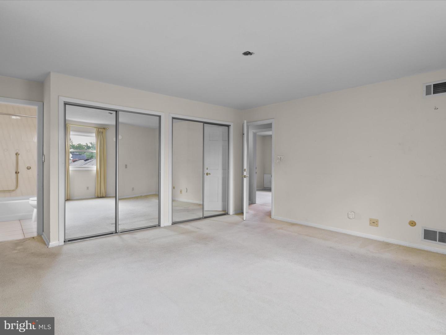 6170 HARDY DR, MCLEAN, Virginia 22101, 3 Bedrooms Bedrooms, ,3 BathroomsBathrooms,Residential,For sale,6170 HARDY DR,VAFX2260758 MLS # VAFX2260758