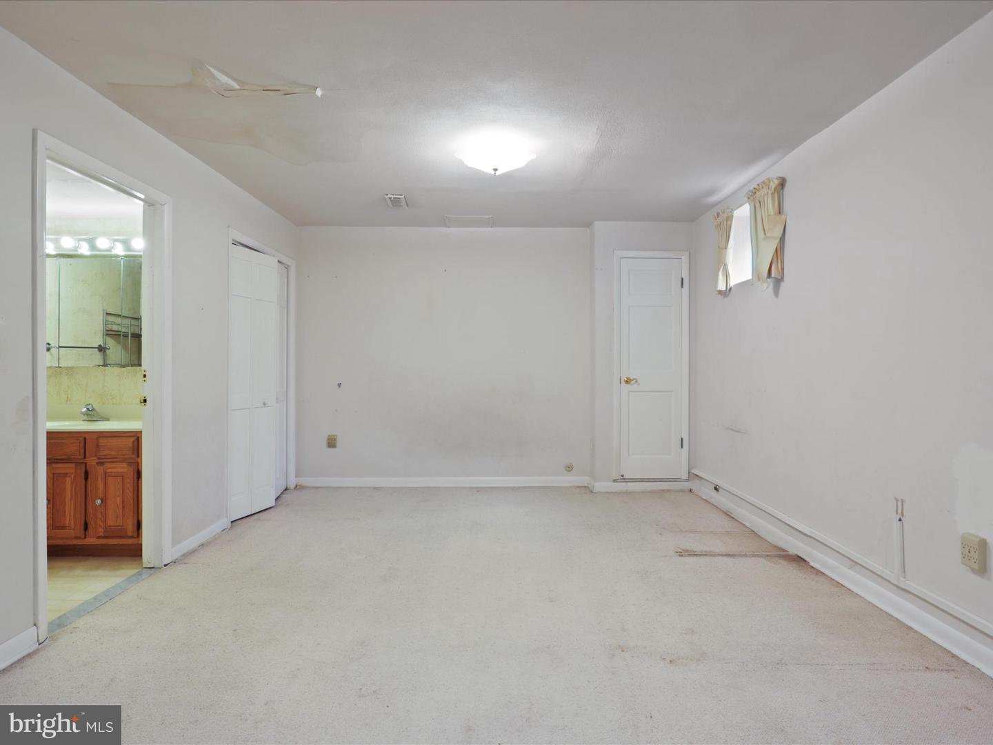6170 HARDY DR, MCLEAN, Virginia 22101, 3 Bedrooms Bedrooms, ,3 BathroomsBathrooms,Residential,For sale,6170 HARDY DR,VAFX2260758 MLS # VAFX2260758