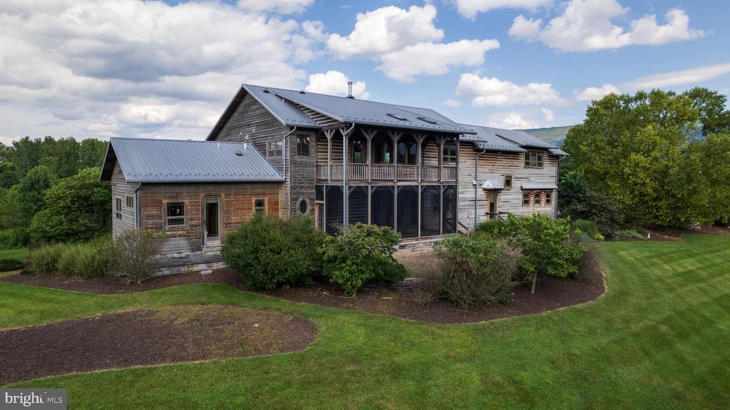 500 LOG CABIN LN, NEW MARKET, Virginia 22844, 3 Bedrooms Bedrooms, ,5 BathroomsBathrooms,Residential,For sale,500 LOG CABIN LN,VASH2012214 MLS # VASH2012214
