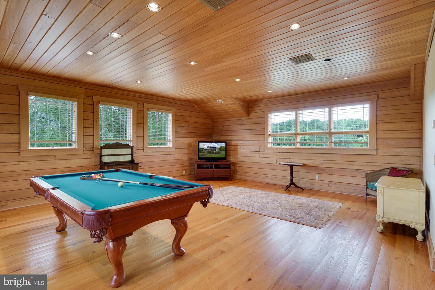 500 LOG CABIN LN, NEW MARKET, Virginia 22844, 3 Bedrooms Bedrooms, ,5 BathroomsBathrooms,Residential,For sale,500 LOG CABIN LN,VASH2012214 MLS # VASH2012214