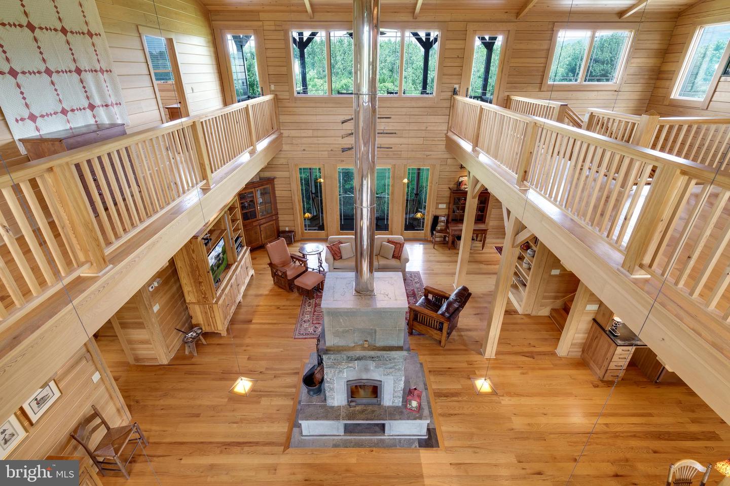 500 LOG CABIN LN, NEW MARKET, Virginia 22844, 3 Bedrooms Bedrooms, ,5 BathroomsBathrooms,Residential,For sale,500 LOG CABIN LN,VASH2012214 MLS # VASH2012214