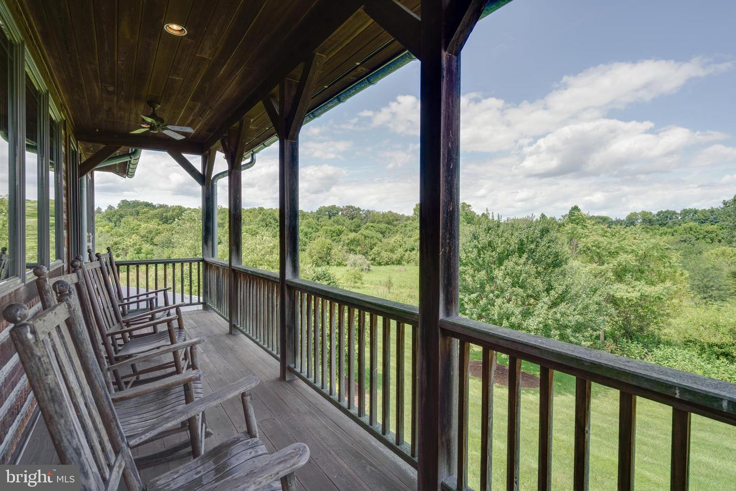 500 LOG CABIN LN, NEW MARKET, Virginia 22844, 3 Bedrooms Bedrooms, ,5 BathroomsBathrooms,Residential,For sale,500 LOG CABIN LN,VASH2012214 MLS # VASH2012214