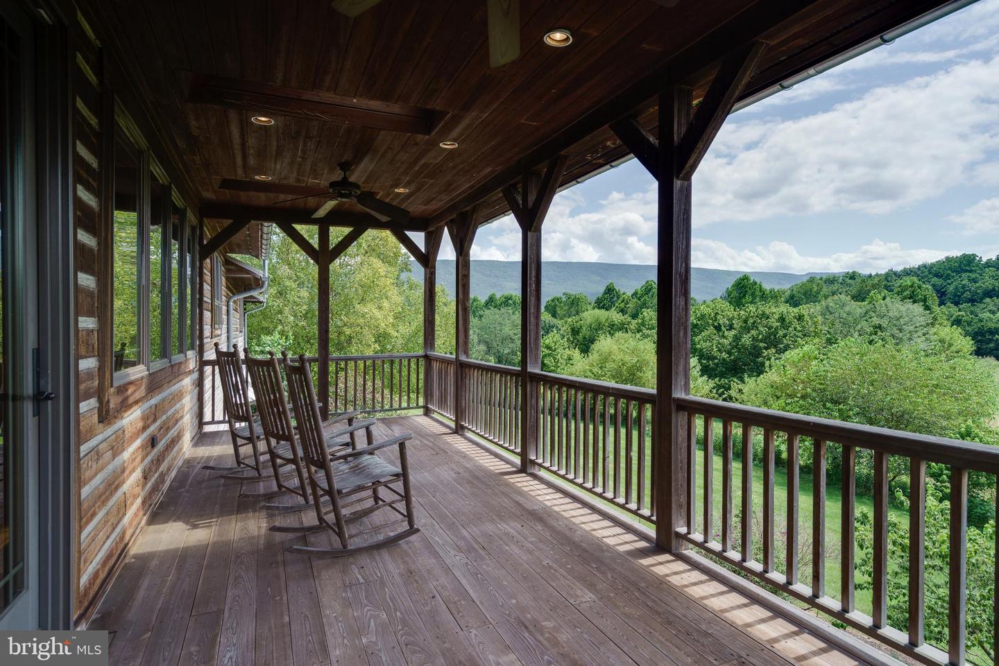 500 LOG CABIN LN, NEW MARKET, Virginia 22844, 3 Bedrooms Bedrooms, ,5 BathroomsBathrooms,Residential,For sale,500 LOG CABIN LN,VASH2012214 MLS # VASH2012214