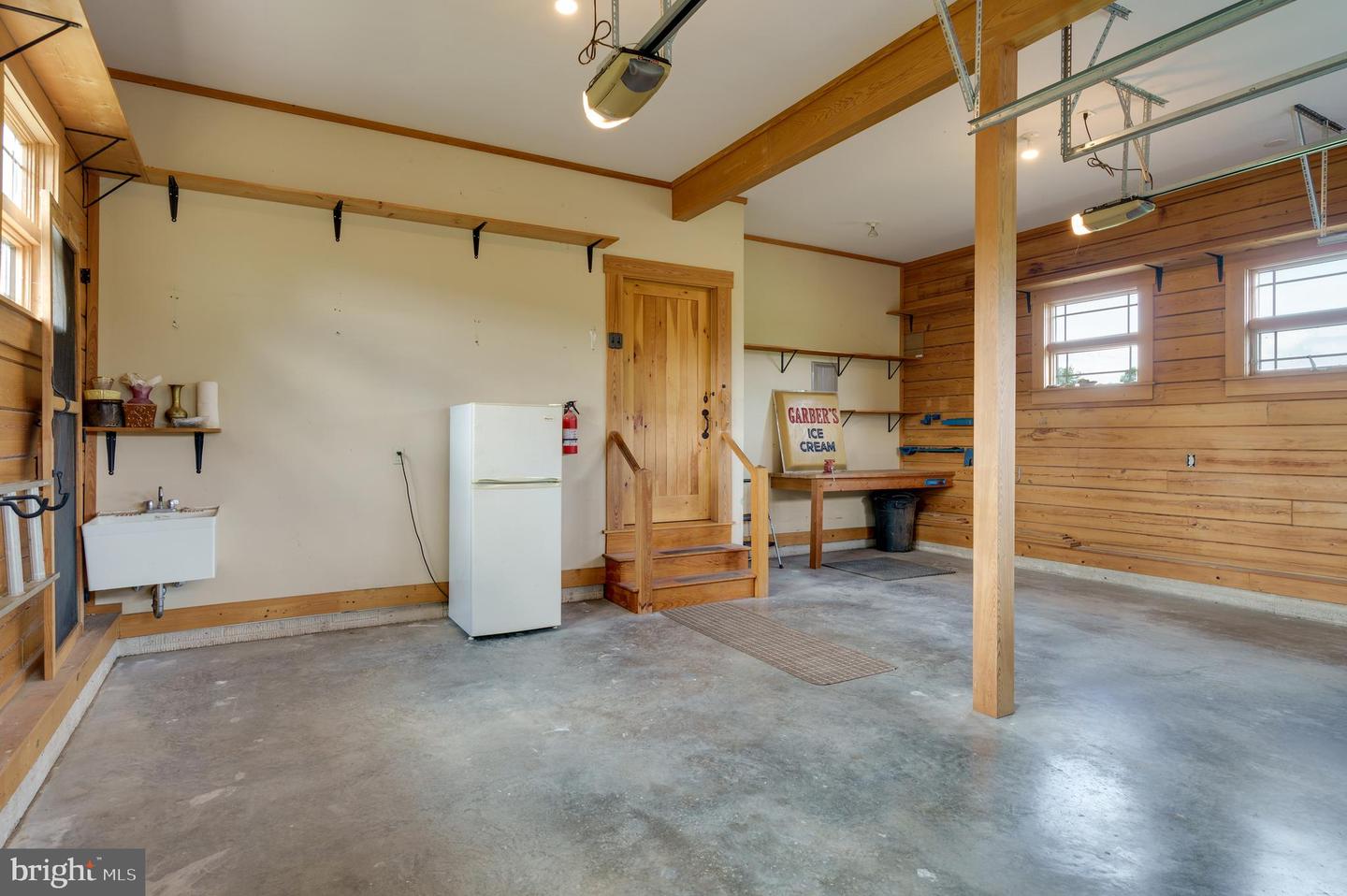 500 LOG CABIN LN, NEW MARKET, Virginia 22844, 3 Bedrooms Bedrooms, ,5 BathroomsBathrooms,Residential,For sale,500 LOG CABIN LN,VASH2012214 MLS # VASH2012214