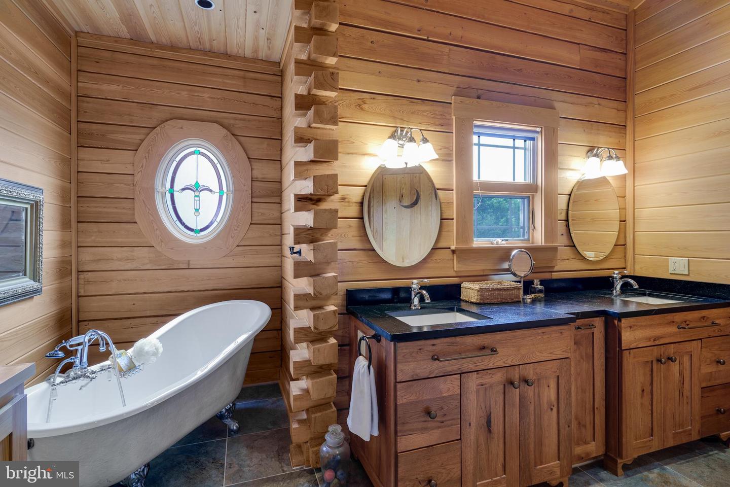 500 LOG CABIN LN, NEW MARKET, Virginia 22844, 3 Bedrooms Bedrooms, ,5 BathroomsBathrooms,Residential,For sale,500 LOG CABIN LN,VASH2012214 MLS # VASH2012214