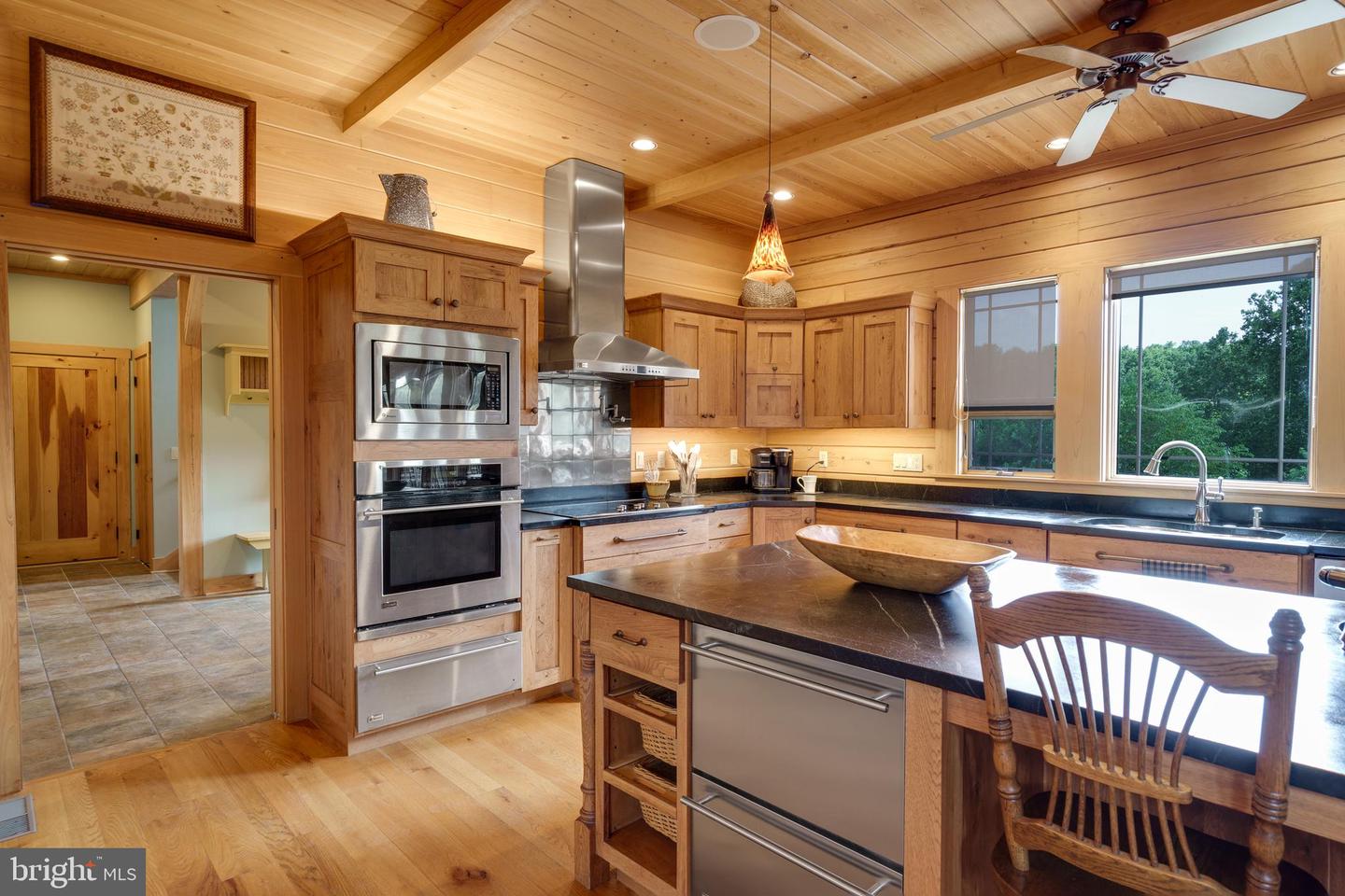 500 LOG CABIN LN, NEW MARKET, Virginia 22844, 3 Bedrooms Bedrooms, ,5 BathroomsBathrooms,Residential,For sale,500 LOG CABIN LN,VASH2012214 MLS # VASH2012214