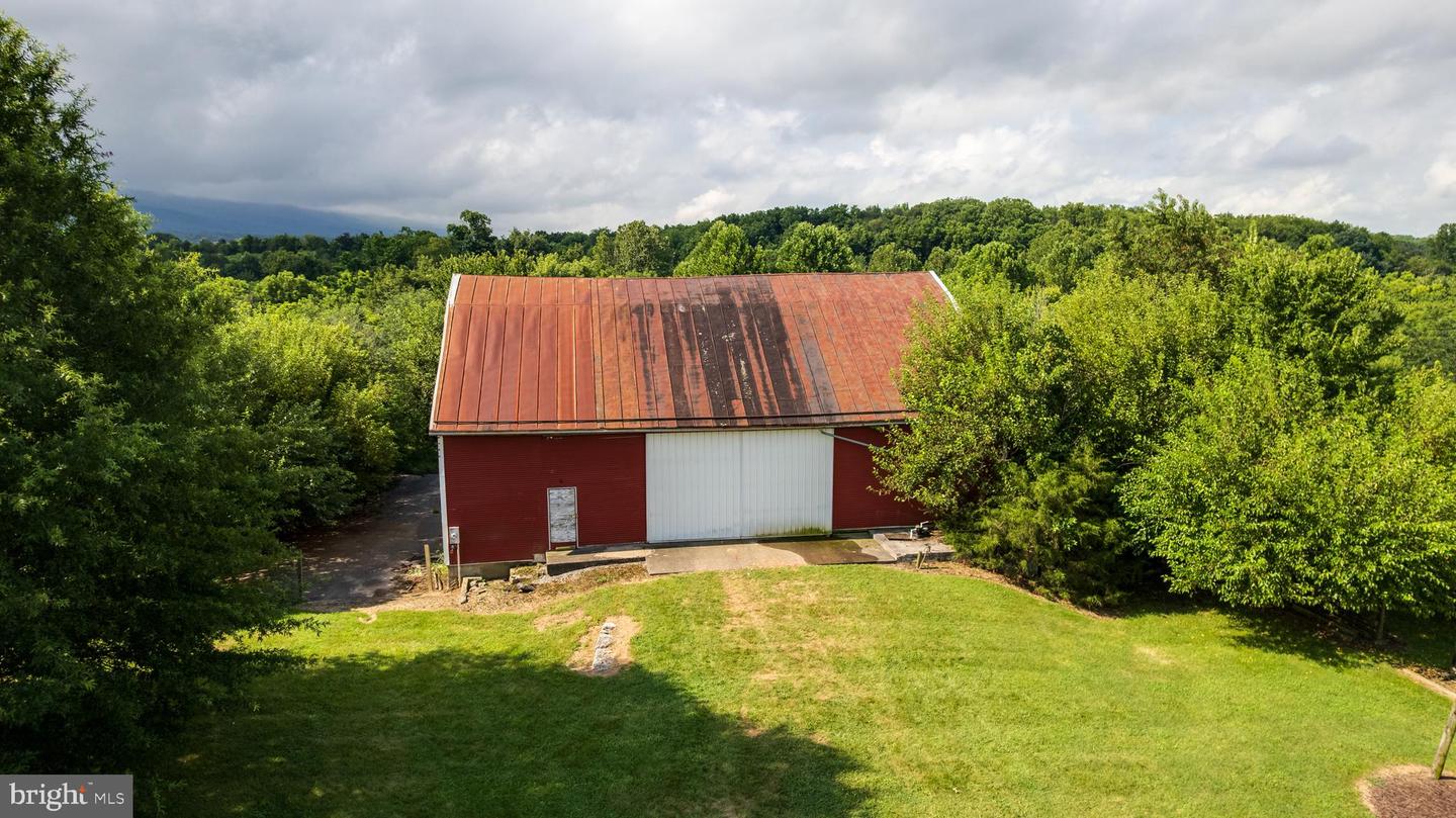 500 LOG CABIN LN, NEW MARKET, Virginia 22844, 3 Bedrooms Bedrooms, ,5 BathroomsBathrooms,Residential,For sale,500 LOG CABIN LN,VASH2012214 MLS # VASH2012214