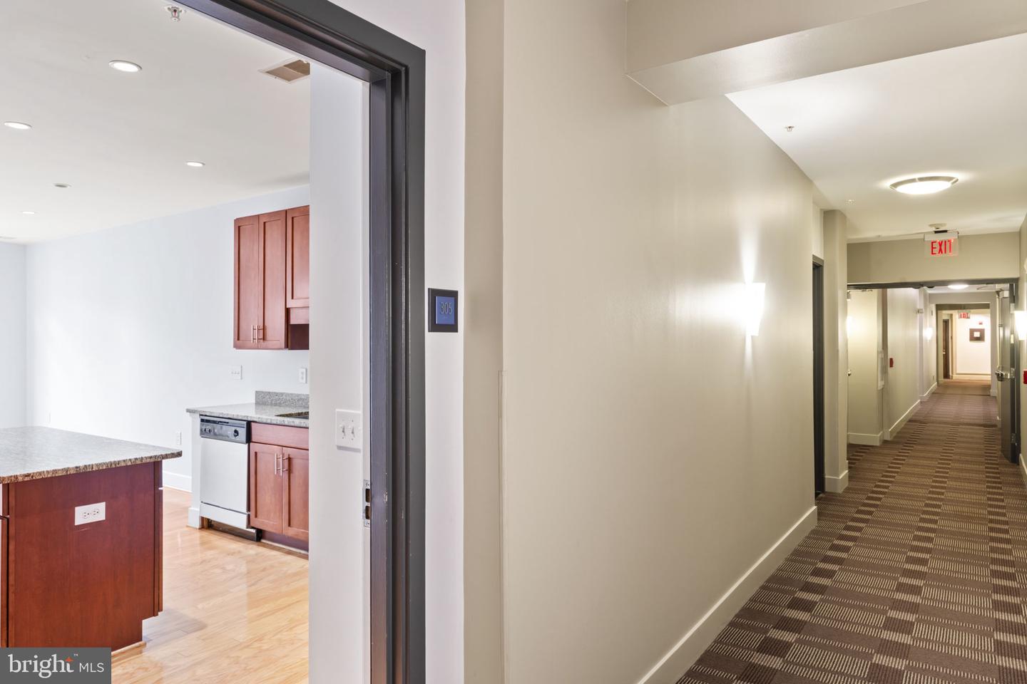 1800 WILSON BLVD #305, ARLINGTON, Virginia 22209, 1 Bedroom Bedrooms, ,1 BathroomBathrooms,Residential,For sale,1800 WILSON BLVD #305,VAAR2062188 MLS # VAAR2062188