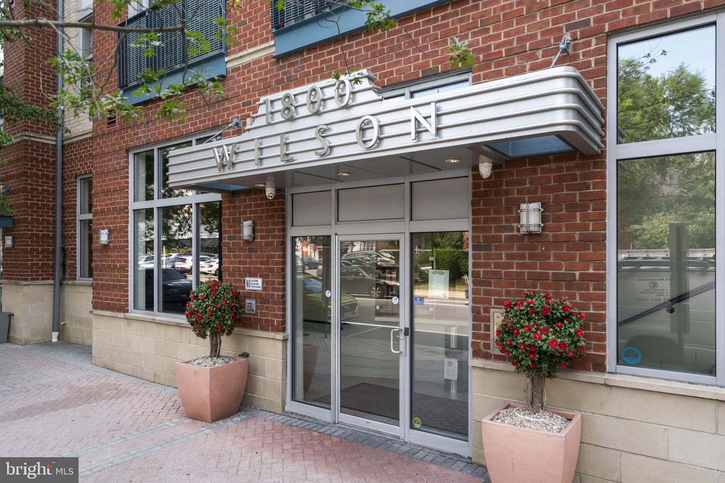 1800 WILSON BLVD #305, ARLINGTON, Virginia 22209, 1 Bedroom Bedrooms, ,1 BathroomBathrooms,Residential,For sale,1800 WILSON BLVD #305,VAAR2062188 MLS # VAAR2062188