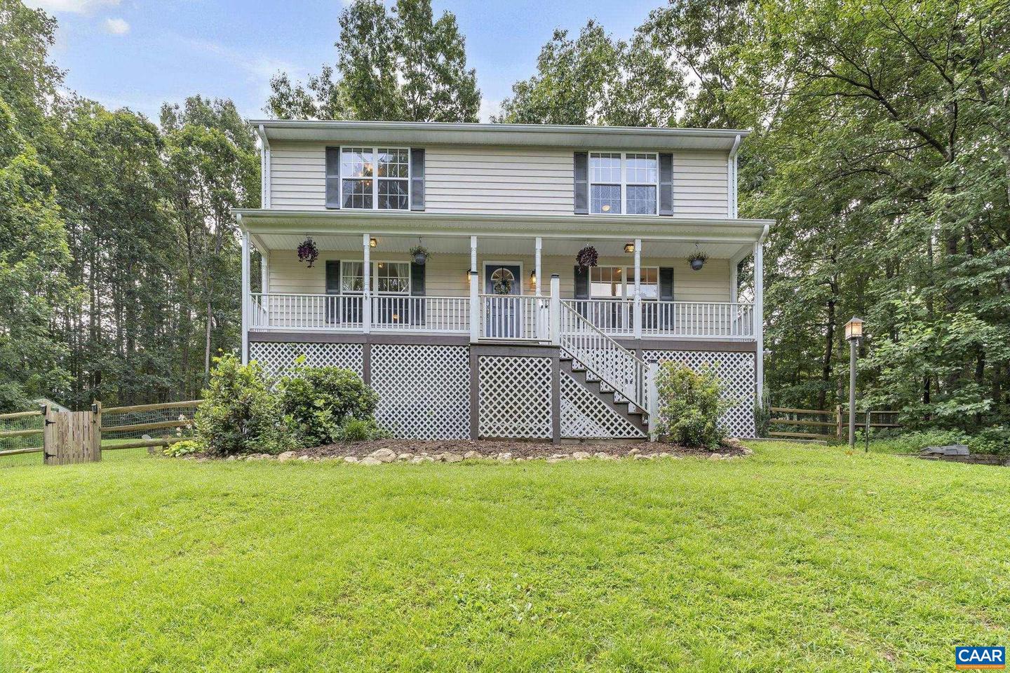 222 WHITE CEDAR RD, BARBOURSVILLE, Virginia 22923, 3 Bedrooms Bedrooms, ,3 BathroomsBathrooms,Residential,For sale,222 WHITE CEDAR RD,667748 MLS # 667748
