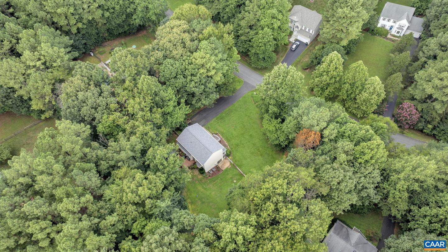 222 WHITE CEDAR RD, BARBOURSVILLE, Virginia 22923, 3 Bedrooms Bedrooms, ,3 BathroomsBathrooms,Residential,For sale,222 WHITE CEDAR RD,667748 MLS # 667748