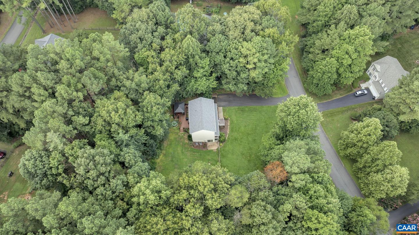 222 WHITE CEDAR RD, BARBOURSVILLE, Virginia 22923, 3 Bedrooms Bedrooms, ,3 BathroomsBathrooms,Residential,For sale,222 WHITE CEDAR RD,667748 MLS # 667748