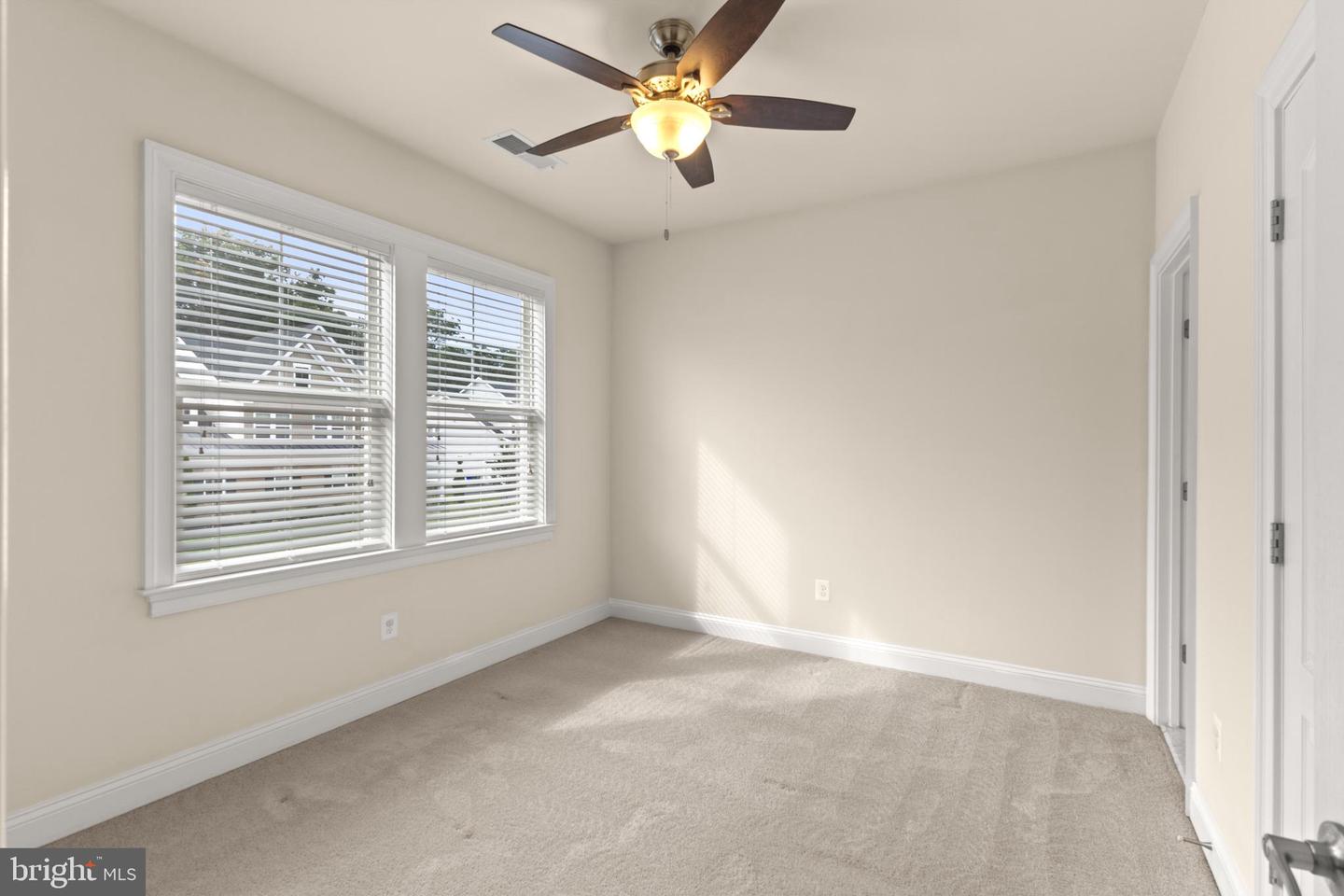 23766 KILKERRAN DR, ALDIE, Virginia 20105, 6 Bedrooms Bedrooms, ,5 BathroomsBathrooms,Residential,For sale,23766 KILKERRAN DR,VALO2104416 MLS # VALO2104416