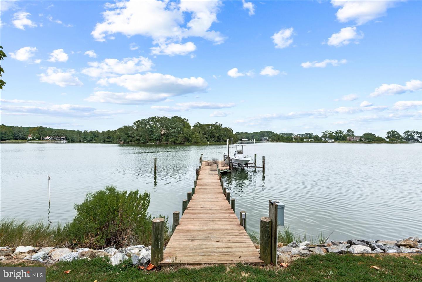 49 WHAYS CREEK COVE LN, REEDVILLE, Virginia 22539, 3 Bedrooms Bedrooms, 11 Rooms Rooms,3 BathroomsBathrooms,Residential,For sale,49 WHAYS CREEK COVE LN,VANV2001724 MLS # VANV2001724