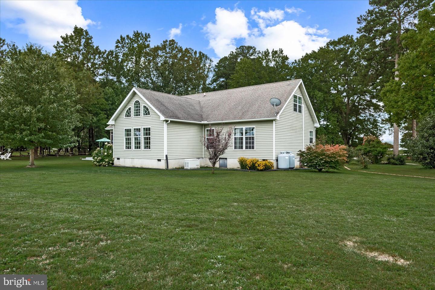 49 WHAYS CREEK COVE LN, REEDVILLE, Virginia 22539, 3 Bedrooms Bedrooms, 11 Rooms Rooms,3 BathroomsBathrooms,Residential,For sale,49 WHAYS CREEK COVE LN,VANV2001724 MLS # VANV2001724