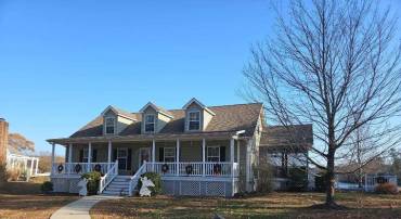 49 WHAYS CREEK COVE LN, REEDVILLE, Virginia 22539, 3 Bedrooms Bedrooms, 11 Rooms Rooms,3 BathroomsBathrooms,Residential,For sale,49 WHAYS CREEK COVE LN,VANV2001724 MLS # VANV2001724
