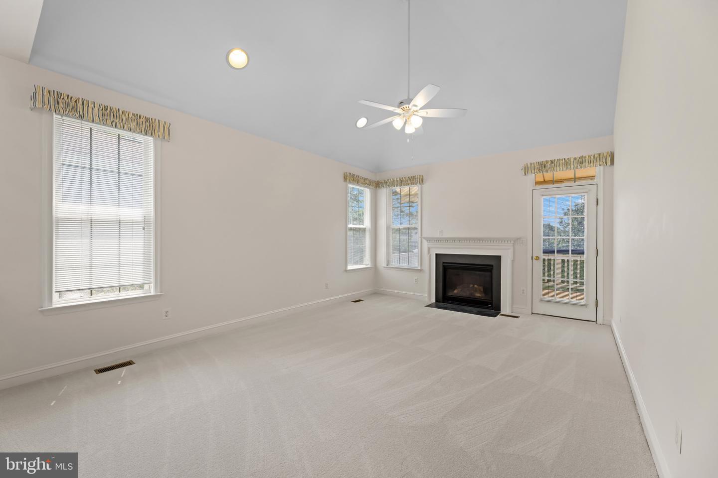 6934 CUMBERSTONE PL, GAINESVILLE, Virginia 20155, ,Residential,For sale,6934 CUMBERSTONE PL,VAPW2101322 MLS # VAPW2101322
