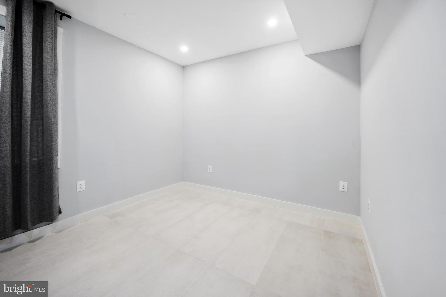 424 MISSOURI AVE NW #2, WASHINGTON, District Of Columbia 20011, 3 Bedrooms Bedrooms, ,2 BathroomsBathrooms,Residential,For sale,424 MISSOURI AVE NW #2,DCDC2214692 MLS # DCDC2214692