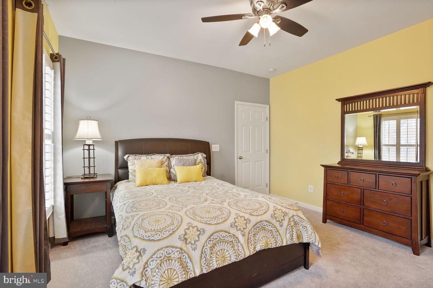 9138 LAKE PARCEL, FORT BELVOIR, Virginia 22060, 4 Bedrooms Bedrooms, ,4 BathroomsBathrooms,Residential,For sale,9138 LAKE PARCEL,VAFX2238776 MLS # VAFX2238776