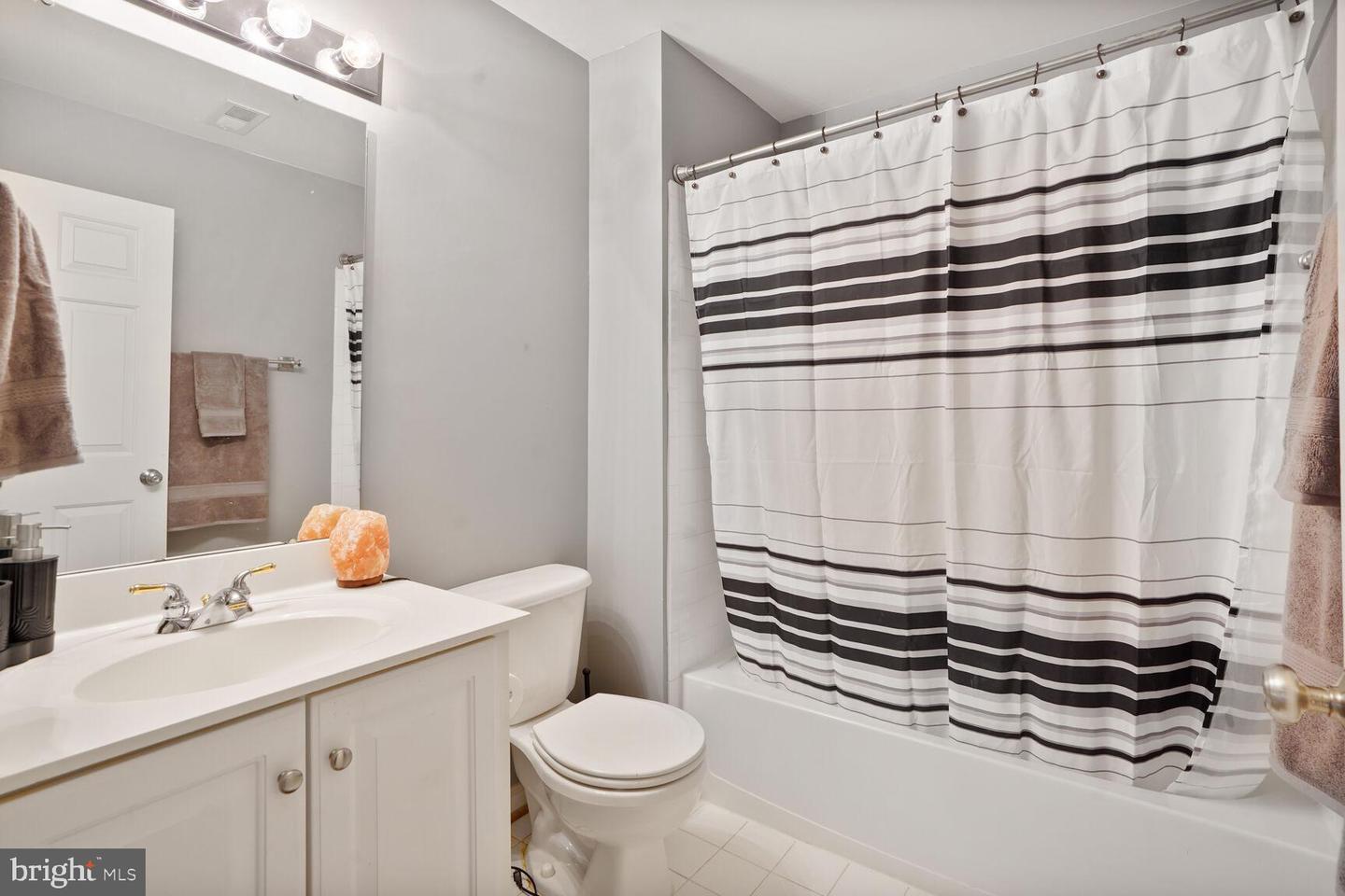 9138 LAKE PARCEL, FORT BELVOIR, Virginia 22060, 4 Bedrooms Bedrooms, ,4 BathroomsBathrooms,Residential,For sale,9138 LAKE PARCEL,VAFX2238776 MLS # VAFX2238776