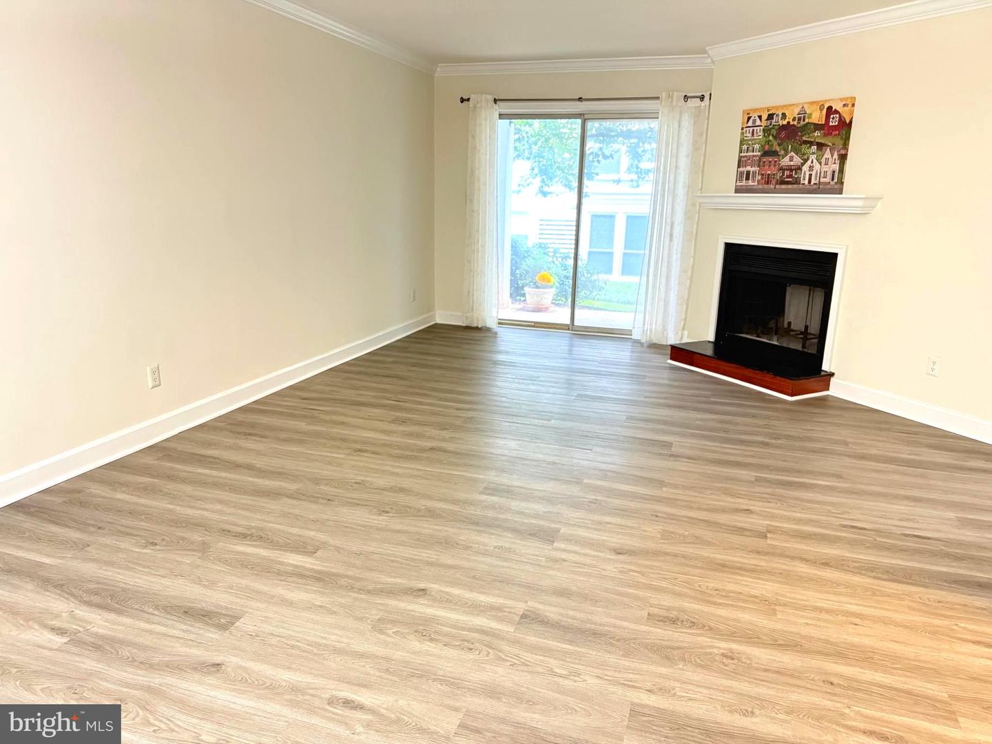 3179 SUMMIT SQUARE DR #2-B5, OAKTON, Virginia 22124, 1 Bedroom Bedrooms, ,1 BathroomBathrooms,Residential,For sale,3179 SUMMIT SQUARE DR #2-B5,VAFX2247136 MLS # VAFX2247136