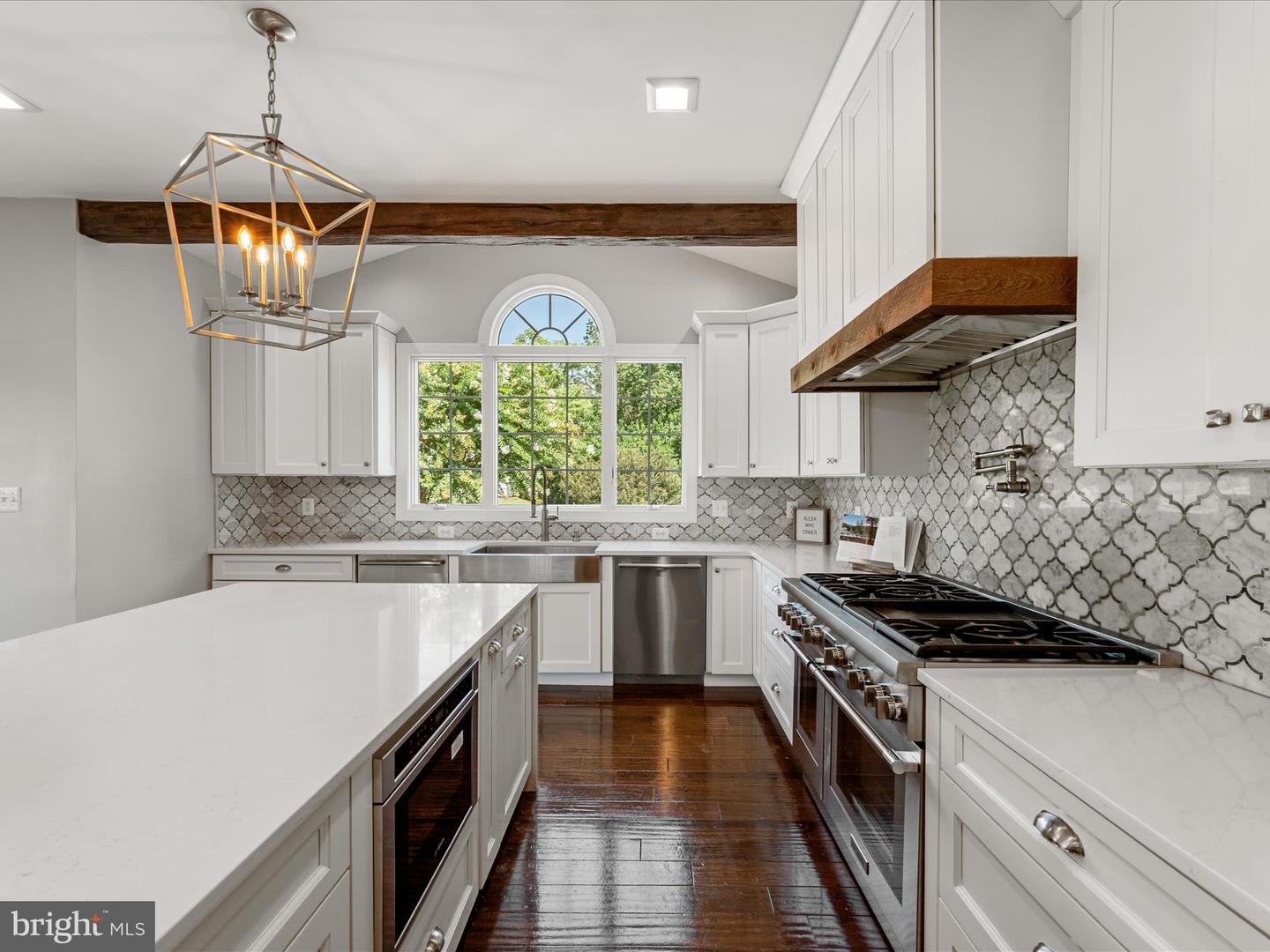 18132 SHENSTONE RUN CT, LEESBURG, Virginia 20175, 4 Bedrooms Bedrooms, ,5 BathroomsBathrooms,Residential,For sale,18132 SHENSTONE RUN CT,VALO2100322 MLS # VALO2100322