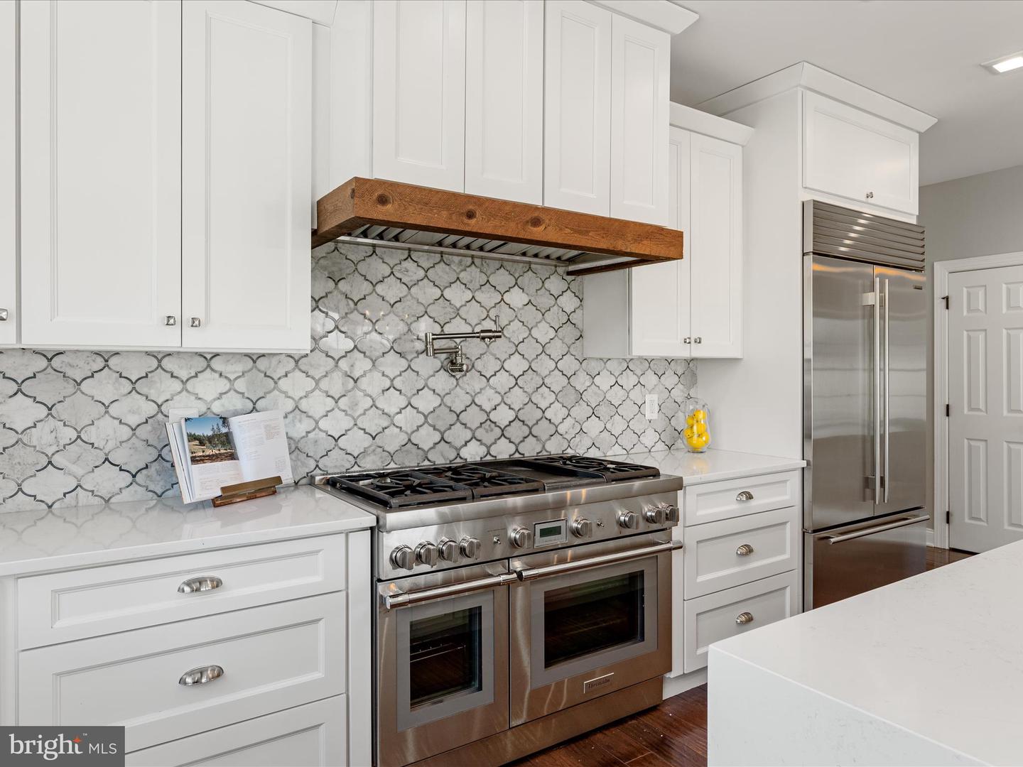 18132 SHENSTONE RUN CT, LEESBURG, Virginia 20175, 4 Bedrooms Bedrooms, ,5 BathroomsBathrooms,Residential,For sale,18132 SHENSTONE RUN CT,VALO2100322 MLS # VALO2100322
