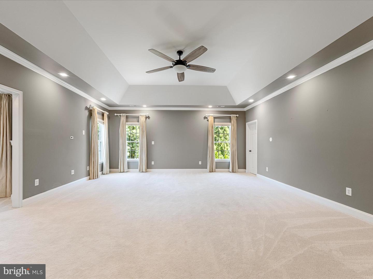 18132 SHENSTONE RUN CT, LEESBURG, Virginia 20175, 4 Bedrooms Bedrooms, ,5 BathroomsBathrooms,Residential,For sale,18132 SHENSTONE RUN CT,VALO2100322 MLS # VALO2100322